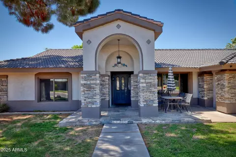 2424 E Ivy St, Mesa, AZ 85213 photo 3