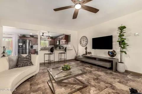 2231 E Weldon Ave, Phoenix, AZ 85016 photo 9