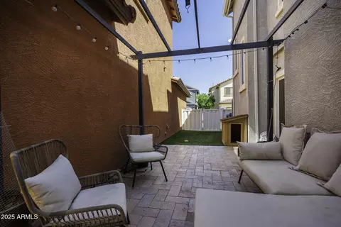 Exterior - 3065 E Tamarisk St, Gilbert, AZ 85296 photo 7 of 9