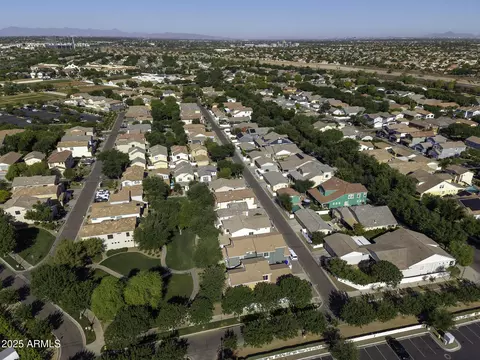 View/Area - 3065 E Tamarisk St, Gilbert, AZ 85296 photo 28 of 32