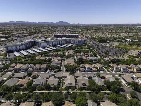 View/Area - 3065 E Tamarisk St, Gilbert, AZ 85296 photo 26 of 32