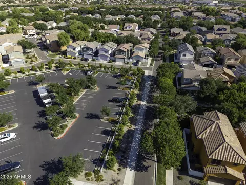 View/Area - 3065 E Tamarisk St, Gilbert, AZ 85296 photo 11 of 32
