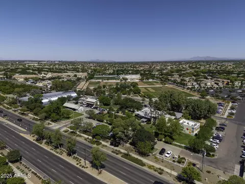 View/Area - 3065 E Tamarisk St, Gilbert, AZ 85296 photo 18 of 32