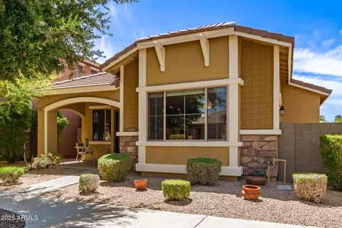 4349 E Selena Dr, Phoenix, AZ 85050 photo 5