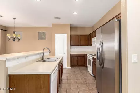 4349 E Selena Dr, Phoenix, AZ 85050 photo 14