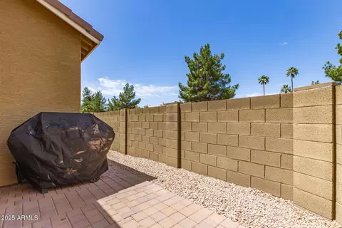 4349 E Selena Dr, Phoenix, AZ 85050 photo 22