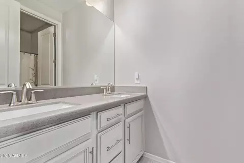 Bath - 9733 E Axle Ave, Mesa, AZ 85212 photo 3 of 4