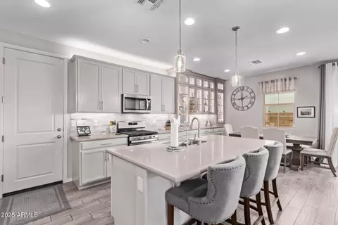 Entry Way - 9733 E Axle Ave, Mesa, AZ 85212 photo 1 of 4