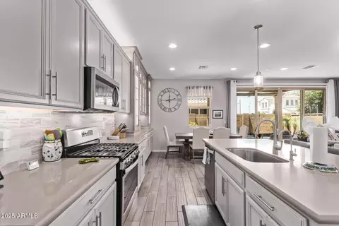Kitchen - 9733 E Axle Ave, Mesa, AZ 85212 photo 2 of 3