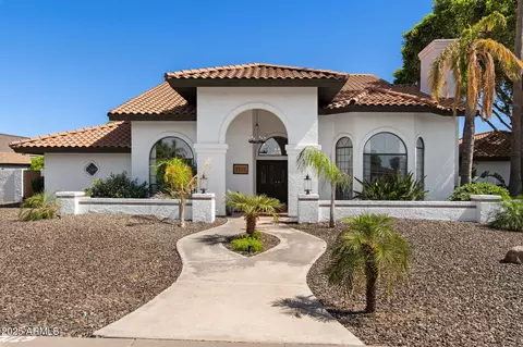 3209 E Fox St, Mesa, AZ 85213