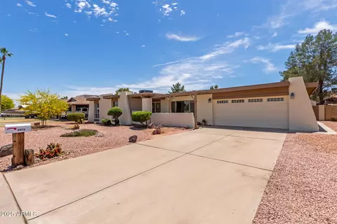 4803 W Harmont Dr, Glendale, AZ 85302
