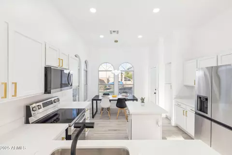 7838 N 110 Ln, Glendale, AZ 85307