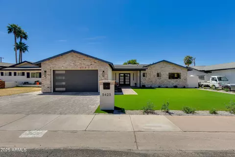 5425 E Avalon Dr, Phoenix, AZ 85018