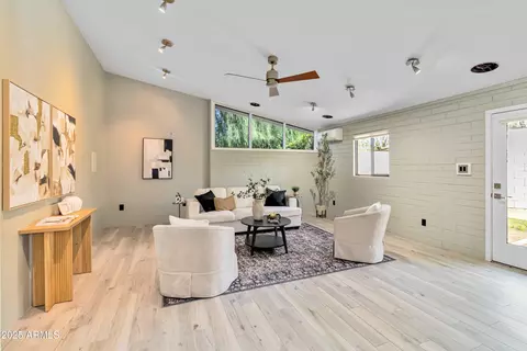 1329 E Catalina Dr, Phoenix, AZ 85014 photo 18