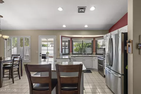 843 E Vera Ln, Tempe, AZ 85284 photo 7