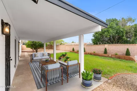 Exterior - 2614 E Mountain View Rd, Phoenix, AZ 85028 photo 1 of 2