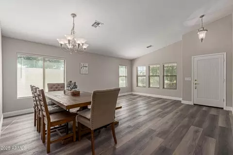 Dining - 3580 E Kesler Ln, Gilbert, AZ 85295 photo 1 of 2