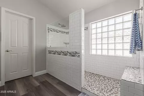 Bath - 3580 E Kesler Ln, Gilbert, AZ 85295 photo 3 of 5