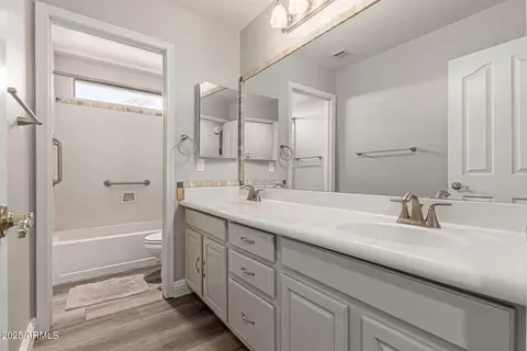 Bath - 3580 E Kesler Ln, Gilbert, AZ 85295 photo 5 of 5