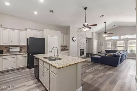 Kitchen - 3580 E Kesler Ln, Gilbert, AZ 85295 photo 3 of 3