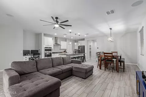 Living - 8737 E Nichols Ave, Mesa, AZ 85209 photo 1 of 1