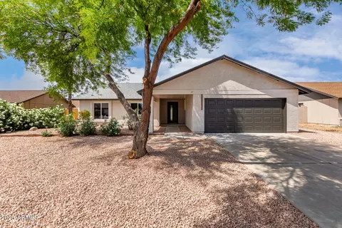7232 W Sunnyside Dr, Peoria, AZ 85345