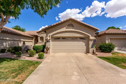 23813 S Pleasant Way, Sun Lakes, AZ 85248