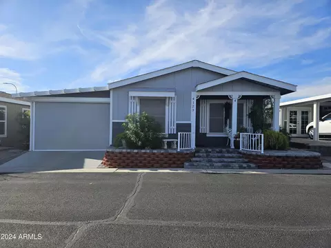 650 N Hawes Rd #4123, Mesa, AZ 85207