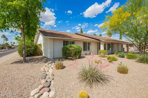 Exterior - 1002 E Topeka Dr, Phoenix, AZ 85024 photo 3 of 10