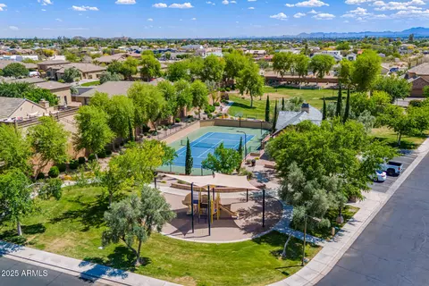 View/Area - 7018 E Ingram St, Mesa, AZ 85207 photo 12 of 13