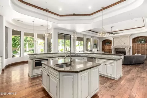 Kitchen - 7018 E Ingram St, Mesa, AZ 85207 photo 4 of 5