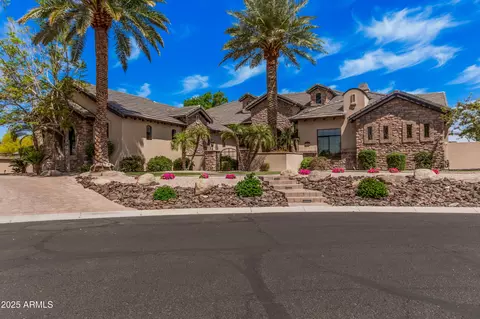 7018 E Ingram St, Mesa, AZ 85207