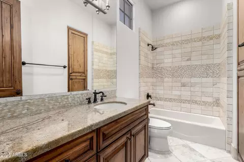 Bath - 7018 E Ingram St, Mesa, AZ 85207 photo 4 of 7