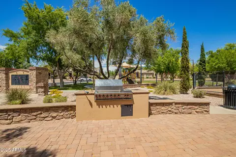 View/Area - 7018 E Ingram St, Mesa, AZ 85207 photo 5 of 13