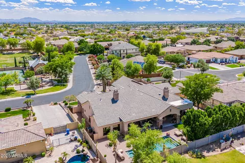 View/Area - 7018 E Ingram St, Mesa, AZ 85207 photo 9 of 13