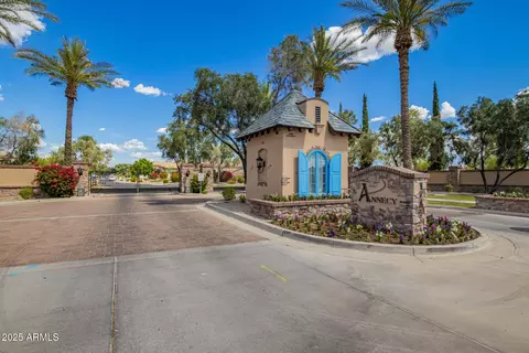 View/Area - 7018 E Ingram St, Mesa, AZ 85207 photo 2 of 13