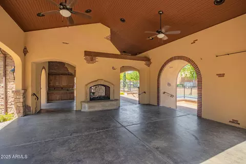 View/Area - 7018 E Ingram St, Mesa, AZ 85207 photo 4 of 13