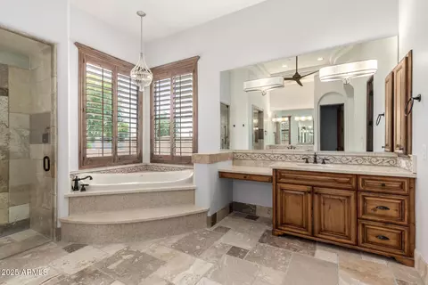 Bath - 7018 E Ingram St, Mesa, AZ 85207 photo 2 of 7