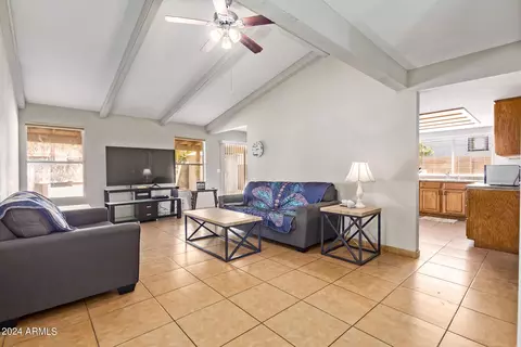 4629 N 78th Dr, Phoenix, AZ 85033 photo 2