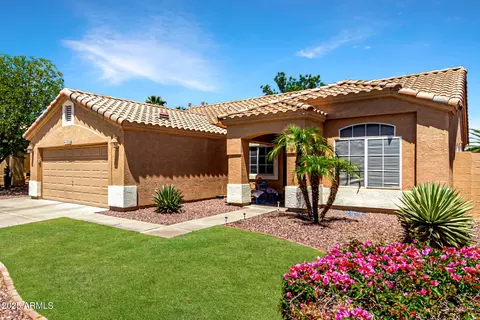 10320 W Luke Ave, Glendale, AZ 85307