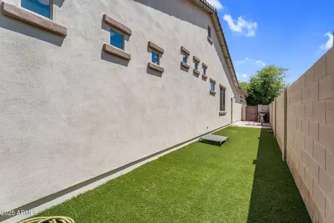 Exterior - 3872 E Jude Ln, Gilbert, AZ 85298 photo 18 of 23