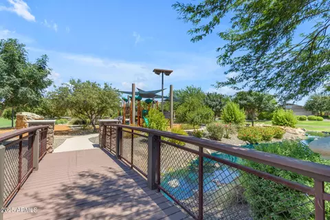 View/Area - 3872 E Jude Ln, Gilbert, AZ 85298 photo 6 of 7