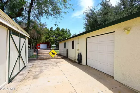 Exterior - 17730 E Brooks Farm Rd, Gilbert, AZ 85298 photo 13 of 23