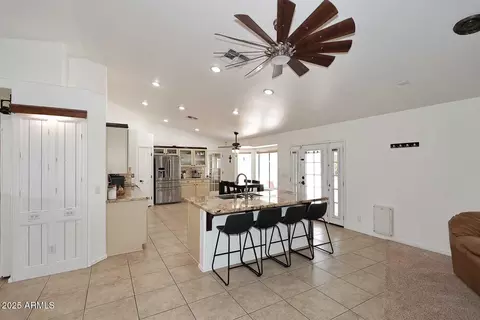 Kitchen - 17730 E Brooks Farm Rd, Gilbert, AZ 85298 photo 1 of 7