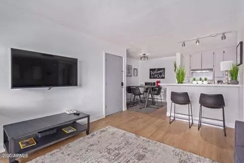 8055 E Thomas Rd #C203, Scottsdale, AZ 85251