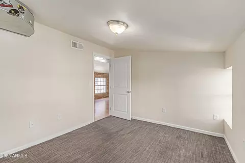 Bedroom - 6550 N 7th St, Phoenix, AZ 85014 photo 7 of 9
