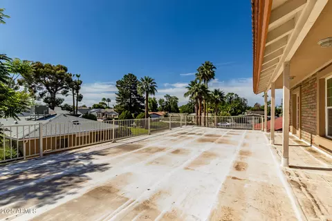 Exterior - 6550 N 7th St, Phoenix, AZ 85014 photo 8 of 10