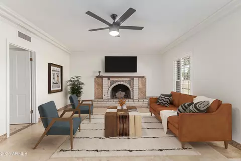 Living - 6550 N 7th St, Phoenix, AZ 85014 photo 1 of 5