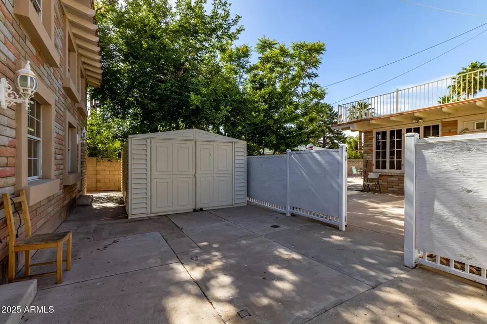Exterior - 6550 N 7th St, Phoenix, AZ 85014 photo 9 of 10