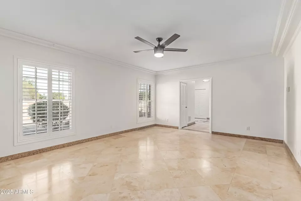 Living - 6550 N 7th St, Phoenix, AZ 85014 photo 2 of 5